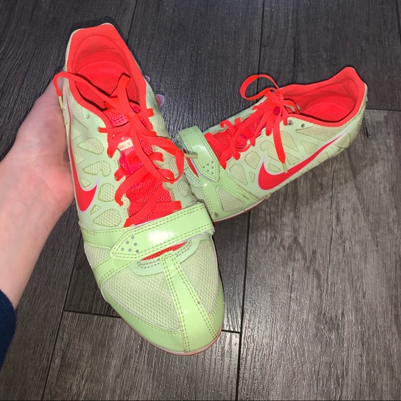 Nike track shoes - Picture 2 of 3